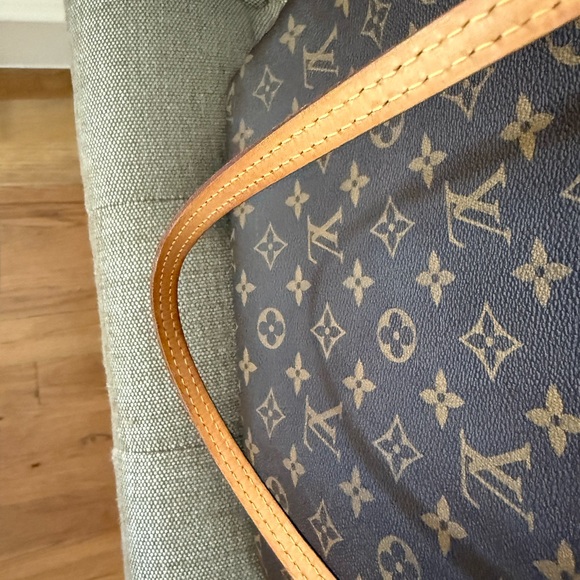 Louis Vuitton Classic Neverful MM monogram tote handbag purse - Picture 7 of 16